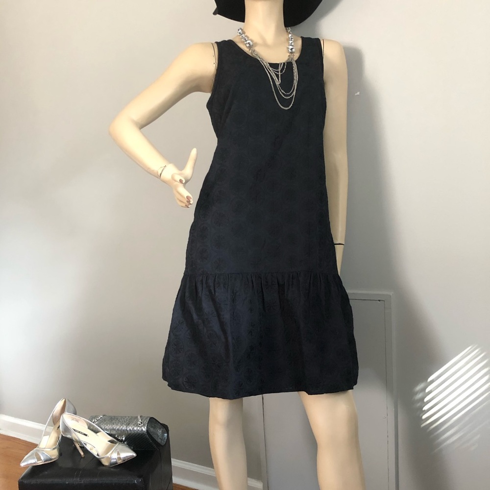 Ellen Tracy. Beautiful Dress. Color Black.